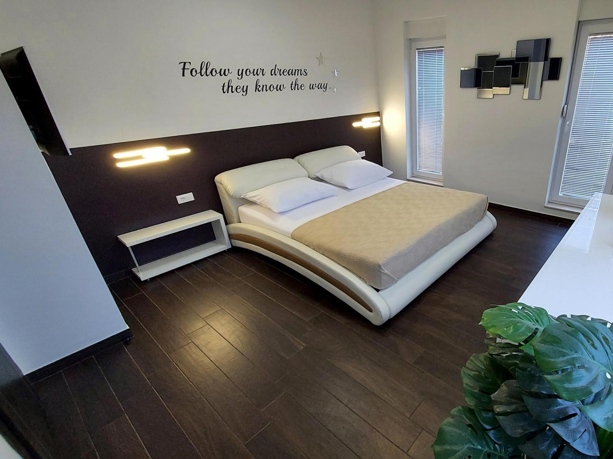 Apartment Sunny Spell Задар Экстерьер фото